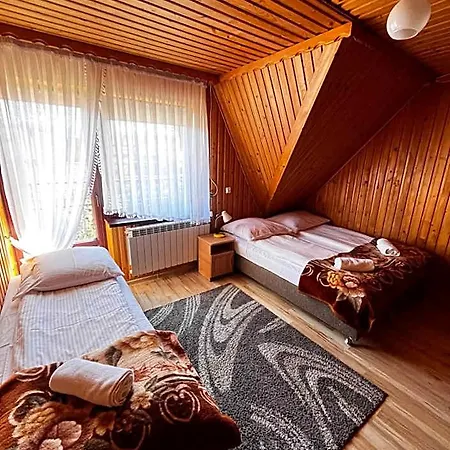 Wypoczynek U Hajnosa Bed & Breakfast 3*